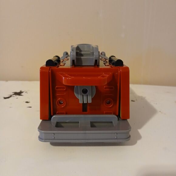 Paw Patrol Marshall's Red Ride N Rescue Transforming 2-in-1 Playset & Fire Truck - Picture 3 of 9